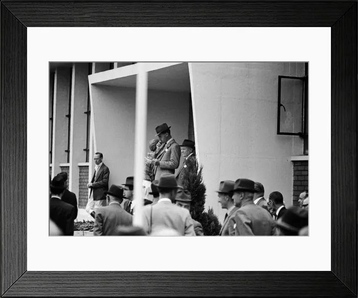 Framed Print : Racing at Windsor race course. 30th July 1962 Framed Print : Racing at Windsor race course. 30th July 1962