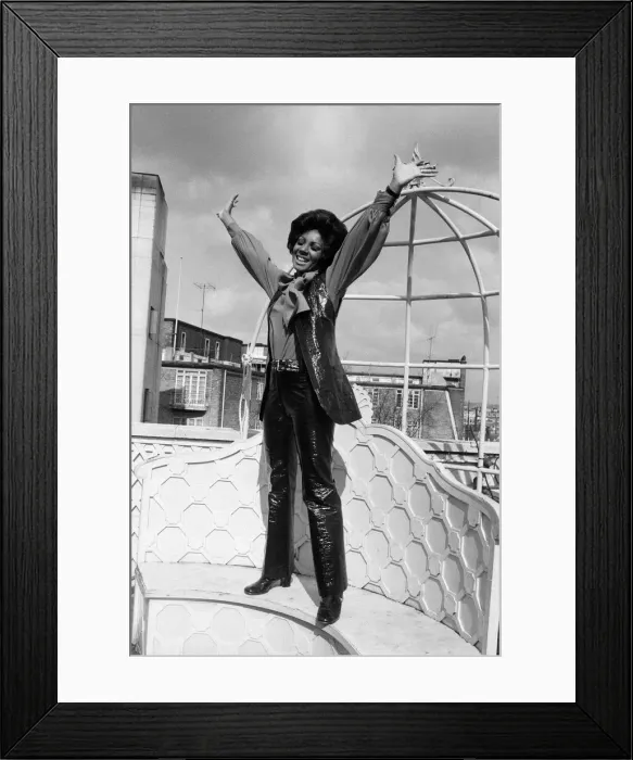 Framed Print : Shirley Bassey is back in London after an absence of two years