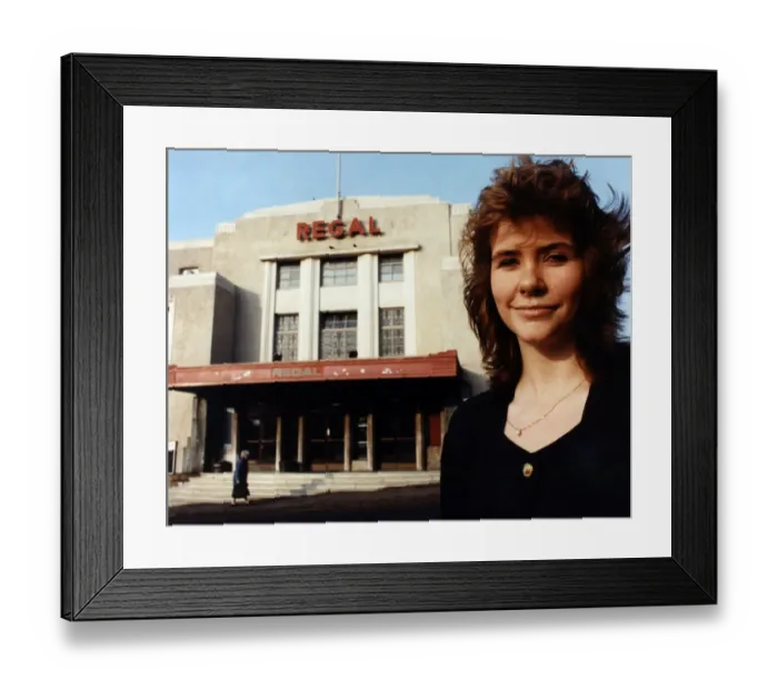 Framed Print : The Regal Cinema Bathgate, Scotland, 28th November 1989. Kay Lynn manager picture outside