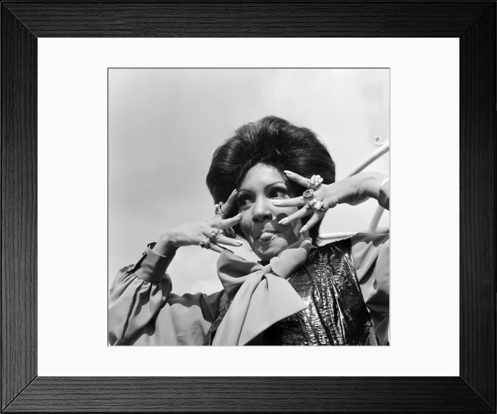 Framed Print : Shirley Bassey is back in London after an absence of two years Framed Print : Shirley Bassey is back in London after an absence of two years