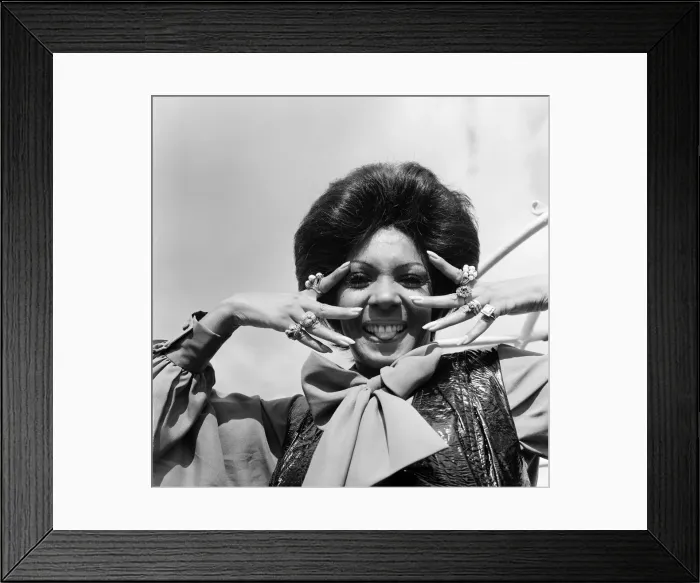 Framed Print : Shirley Bassey is back in London after an absence of two years Framed Print : Shirley Bassey is back in London after an absence of two years