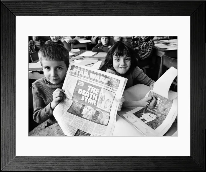 Framed Print : Schoolchildren take part in a special Star Wars Class, Birmingham, 27th February 1978 Framed Print : Schoolchildren take part in a special Star Wars Class, Birmingham, 27th February 1978