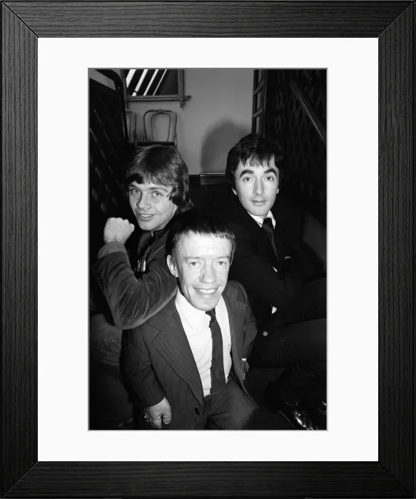 Framed Print : Stars of new film, Star Wars, attend news press conference at the Holiday Inn Hotel in Framed Print : Stars of new film, Star Wars, attend news press conference at the Holiday Inn Hotel in