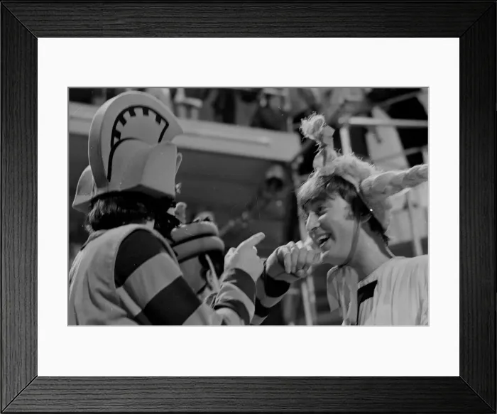 Framed Print : John Lennon from The Beatles rehearsing for the filming of Framed Print : John Lennon from The Beatles rehearsing for the filming of