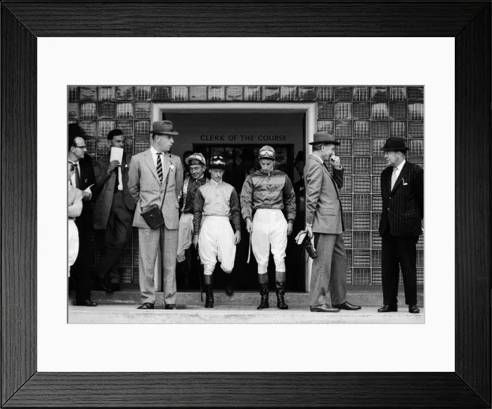 Framed Print : Racing at Windsor race course. Lester Piggott rides again after a two month suspension Framed Print : Racing at Windsor race course. Lester Piggott rides again after a two month suspension
