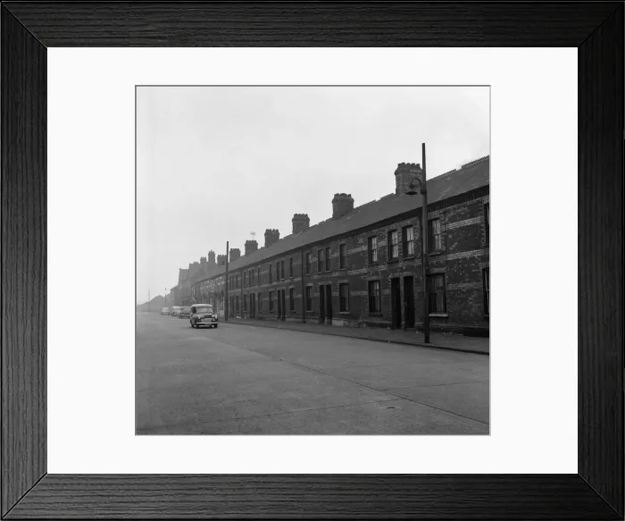 Framed Print : The home of Shirley Basseys mother Eliza in Tiger Bay, Cardiff. 22nd January 1960 Framed Print : The home of Shirley Basseys mother Eliza in Tiger Bay, Cardiff. 22nd January 1960