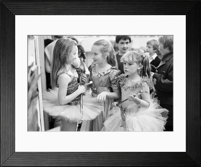Framed Print : Christmas Show at Battle Primary School, Reading, 13th December 1985 Framed Print : Christmas Show at Battle Primary School, Reading, 13th December 1985