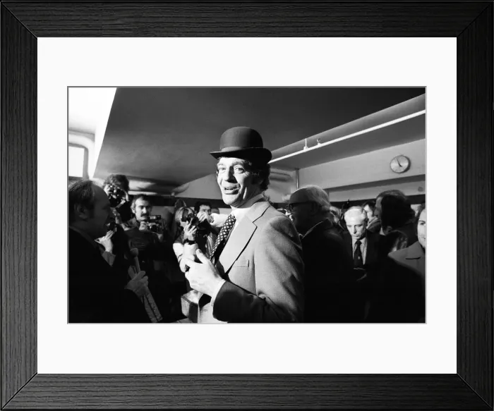 Framed Print : Southampton 2-0 Crystal Palace. FA Cup Semi Final. Pictured Framed Print : Southampton 2-0 Crystal Palace. FA Cup Semi Final. Pictured