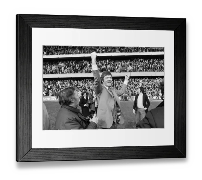 Framed Print : Southampton 2-0 Crystal Palace. FA Cup Semi Final. Pictured