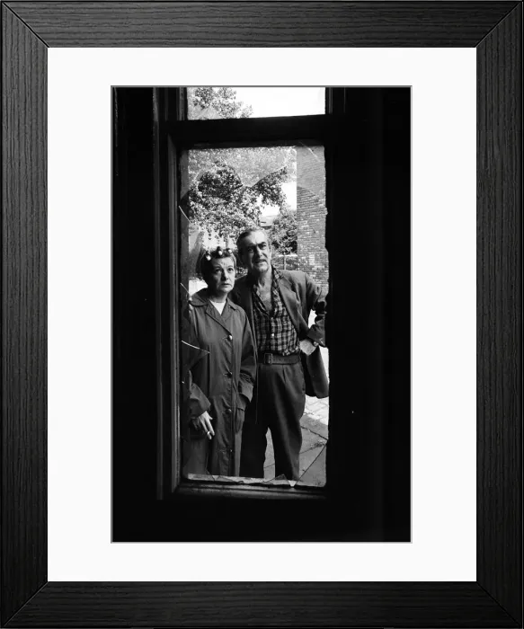 Framed Print : Bernard Youens and Jean Alexander who play Stan Ogden and wife Hilda in Granada TV Framed Print : Bernard Youens and Jean Alexander who play Stan Ogden and wife Hilda in Granada TV
