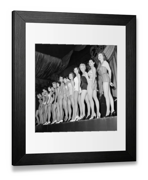 Framed Print : 1958 Miss World Beauty Contestants pictured during rehearsals, Lyceum Theatre, London
