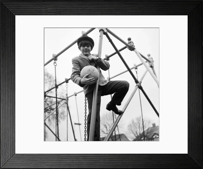 Framed Print : Actor Jack Wild who played the role of the Artful Dodger in the 1968 Lionel Bart musical Framed Print : Actor Jack Wild who played the role of the Artful Dodger in the 1968 Lionel Bart musical