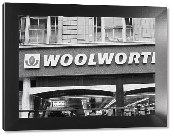 Woolworth, Oxford Street, London, 31st December 1977