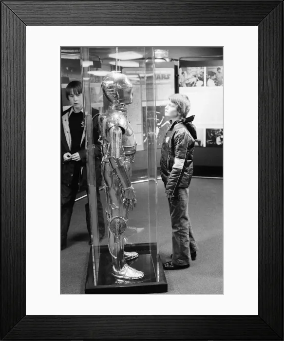 Framed Print : Star Wars Exhibition on display at the Science Museum, London, 30th December 1977