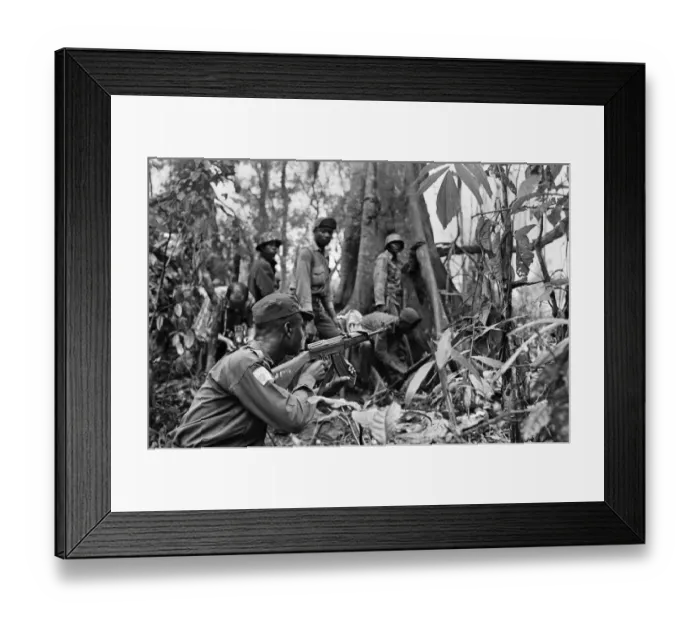 Framed Print : Biafran soldiers seen here advancing towards the Nigerian army during the Biafran Framed Print : Biafran soldiers seen here advancing towards the Nigerian army during the Biafran