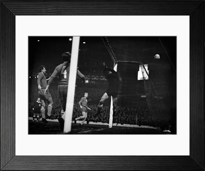 Framed Print : International Friendly match at Goodison Park. England 1 v Poland 1 Framed Print : International Friendly match at Goodison Park. England 1 v Poland 1
