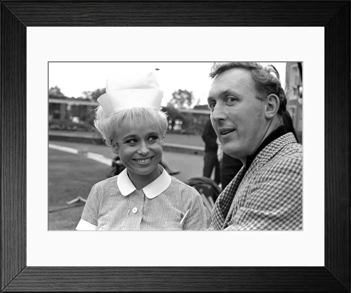 Framed Print : Barbara Windsor (with unknown male) on the film set of Carry On Doctor Framed Print : Barbara Windsor (with unknown male) on the film set of Carry On Doctor