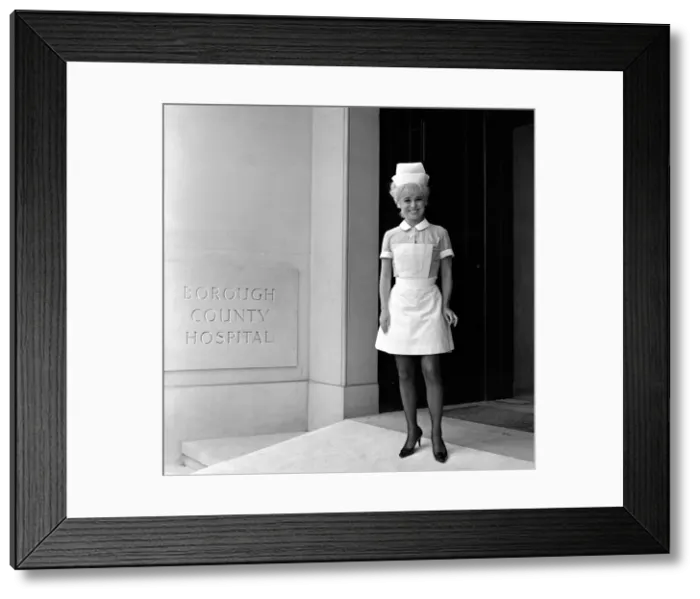 Framed Print : Barbara Windsor on the film set of Carry On Doctor. This scene was filmed Framed Print : Barbara Windsor on the film set of Carry On Doctor. This scene was filmed