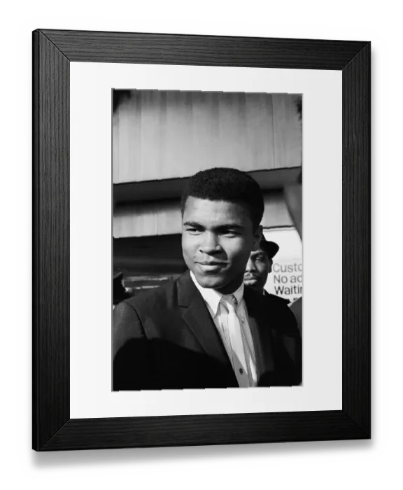 Framed Print : Cassius Clay, in London for fight against Henry Cooper, London, 27th May 1963 Framed Print : Cassius Clay, in London for fight against Henry Cooper, London, 27th May 1963