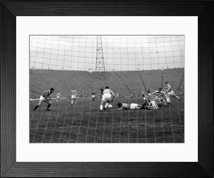 Framed Print : Celtic 1-0 Rangers, Scottish League Cup Final, Hampden Park, Glasgow, Scotland Framed Print : Celtic 1-0 Rangers, Scottish League Cup Final, Hampden Park, Glasgow, Scotland
