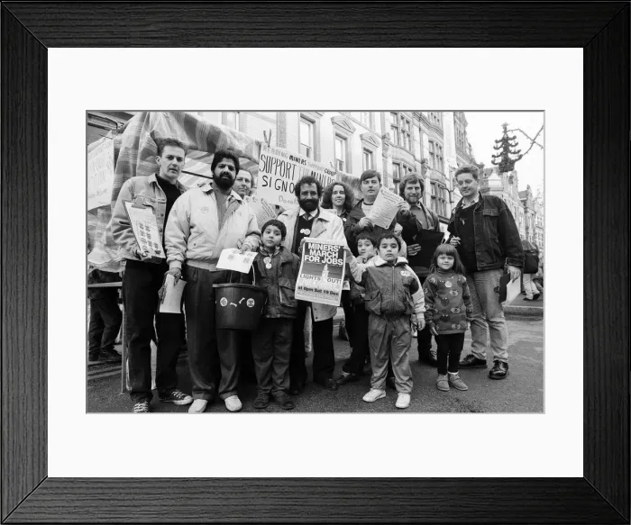 Framed Print : Reading Miners Support Group. Broad Street, Reading. 28th November 1992 Framed Print : Reading Miners Support Group. Broad Street, Reading. 28th November 1992