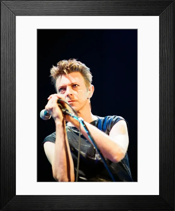 Framed Print : David Bowie performing at the NEC, Birmingham. Outside Tour. 21st November 1995 Framed Print : David Bowie performing at the NEC, Birmingham. Outside Tour. 21st November 1995