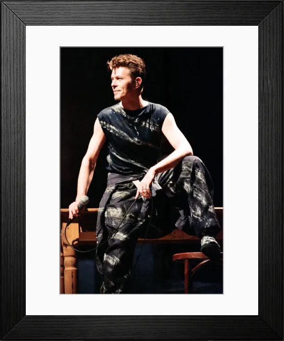 Framed Print : David Bowie performing at the NEC, Birmingham. Outside Tour. 21st November 1995 Framed Print : David Bowie performing at the NEC, Birmingham. Outside Tour. 21st November 1995