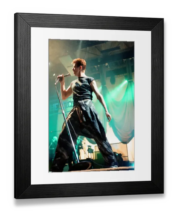 Framed Print : David Bowie performing at the NEC, Birmingham. Outside Tour. 21st November 1995 Framed Print : David Bowie performing at the NEC, Birmingham. Outside Tour. 21st November 1995