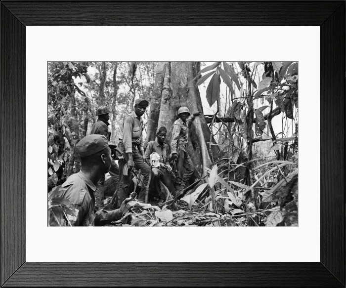 Framed Print : Biafran soldiers seen here advancing towards the Nigerian army during the Biafran Framed Print : Biafran soldiers seen here advancing towards the Nigerian army during the Biafran