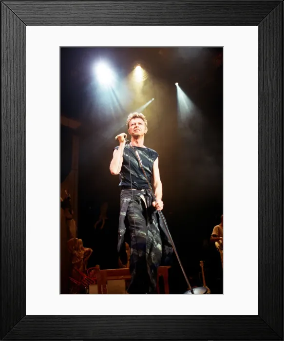 Framed Print : David Bowie performing at the NEC, Birmingham. Outside Tour. 21st November 1995 Framed Print : David Bowie performing at the NEC, Birmingham. Outside Tour. 21st November 1995