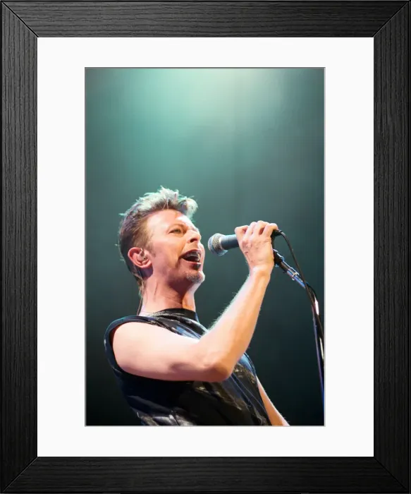 Framed Print : David Bowie performing at the NEC, Birmingham. Outside Tour. 21st November 1995