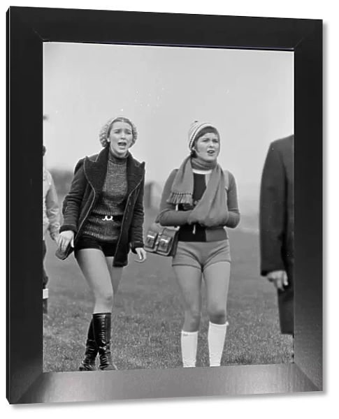 Anne Kirkbride (aged 17 - left) and Clare Sutcliffe (right- who played Denise