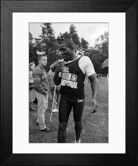 Framed Print : Frank Bruno at Sindlesham School. 4th November 1990 Framed Print : Frank Bruno at Sindlesham School. 4th November 1990