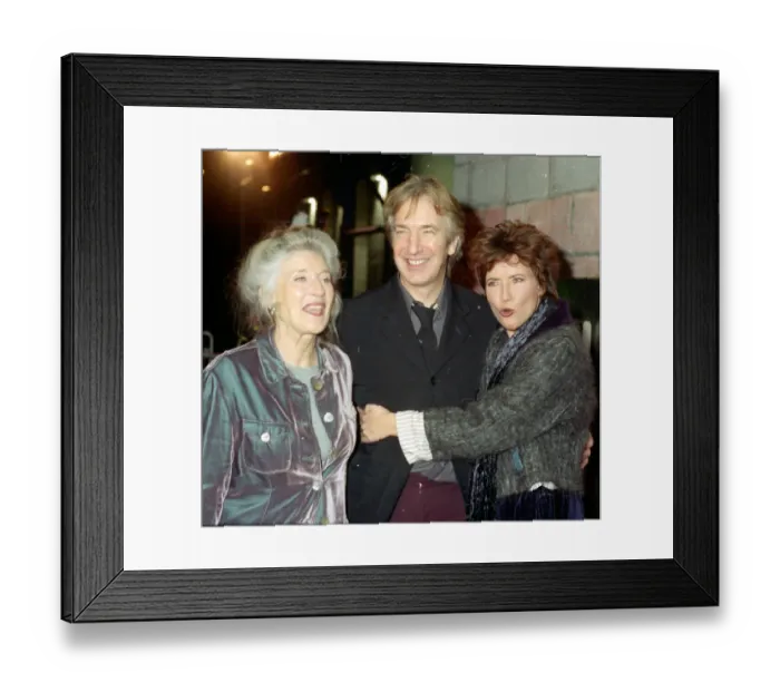 Framed Print : 1998 FILE PHOTO ALAN RICKMAN Glasgow Scotland Phyllida Law Alan Rickman