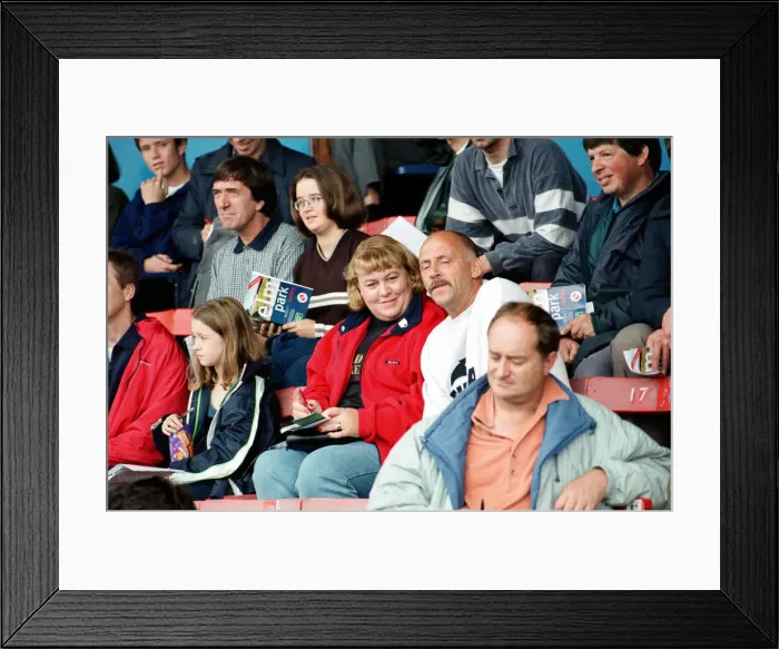 Framed Print : Auction at Elm Park. Reading, 27th September 1998