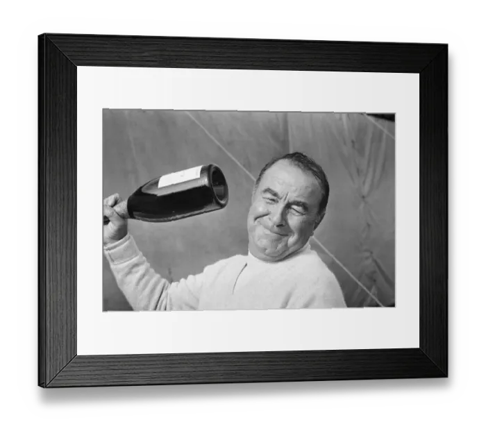 Framed Print : British Open 1973. Troon Golf Club in Troon, Scotland. Pictured, Gene Sarazen Framed Print : British Open 1973. Troon Golf Club in Troon, Scotland. Pictured, Gene Sarazen