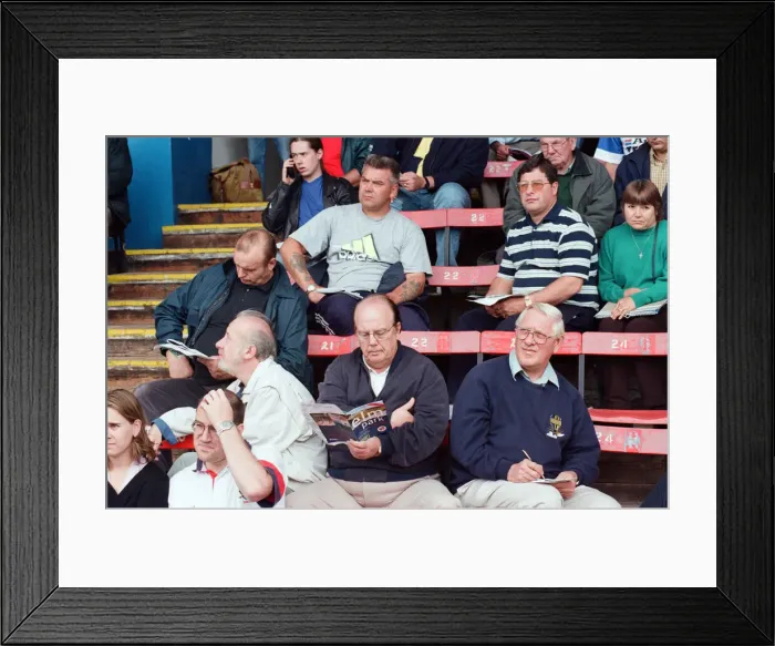 Framed Print : Auction at Elm Park. Reading, 27th September 1998 Framed Print : Auction at Elm Park. Reading, 27th September 1998