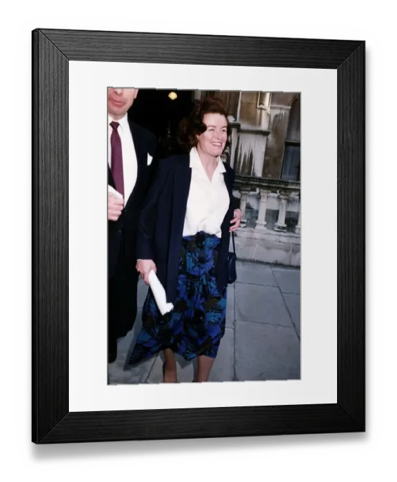 Framed Print : Sarah Keays Ex Mistress of Conservative politician Cecil Parkinson leaving the High Court