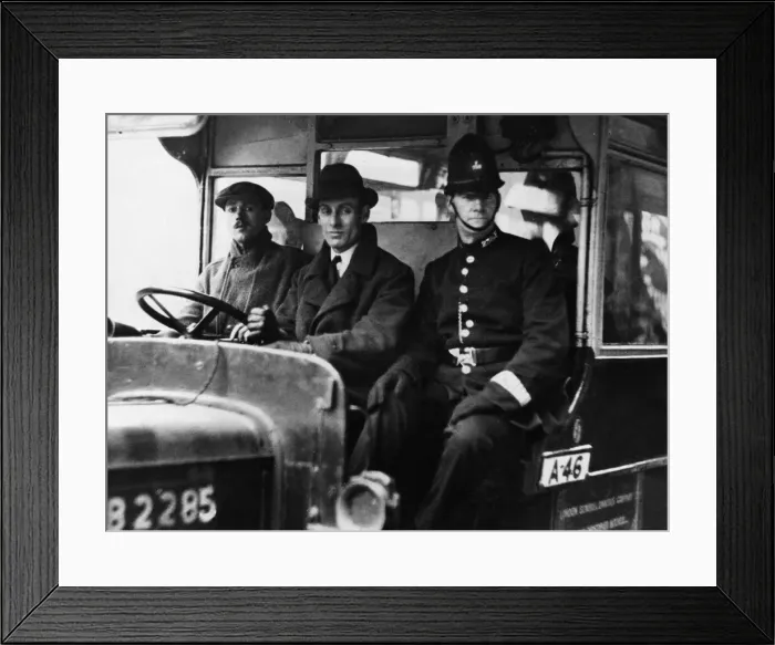 Framed Print : May 1926 General Strike. The strike began on 4th May 1926 Framed Print : May 1926 General Strike. The strike began on 4th May 1926