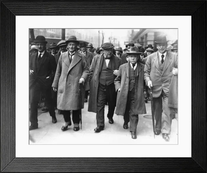 Framed Print : May 1926 General Strike. The strike began on 4th May 1926 Framed Print : May 1926 General Strike. The strike began on 4th May 1926