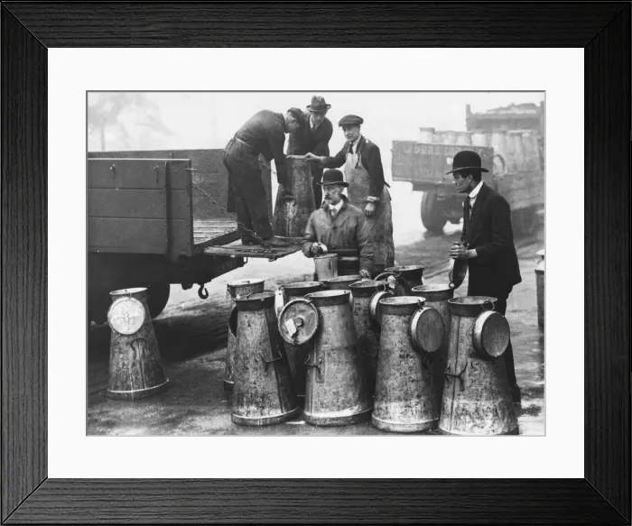 Framed Print : May 1926 General Strike. The strike began on 4th May 1926 Framed Print : May 1926 General Strike. The strike began on 4th May 1926