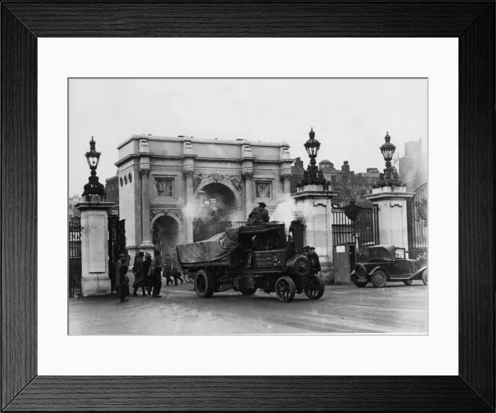 Framed Print : May 1926 General Strike. The strike began on 4th May 1926 Framed Print : May 1926 General Strike. The strike began on 4th May 1926