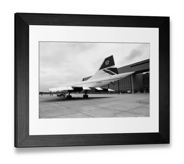 Framed Print : Concorde pictured at London Airport, Heathrow. 25th April 1985 Framed Print : Concorde pictured at London Airport, Heathrow. 25th April 1985