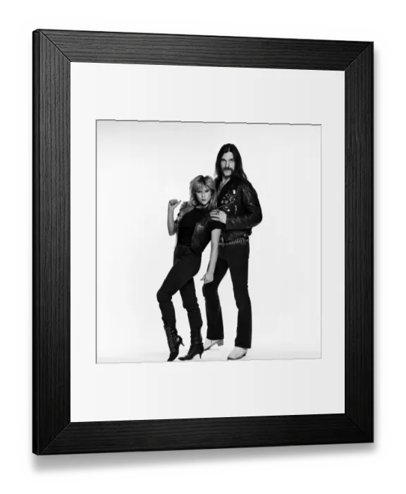 Framed Print : Samantha Fox, Glamour model, and Lemmy, musician, singer and songwriter who founded