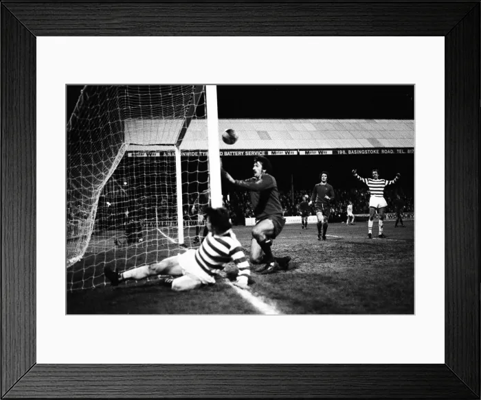 Framed Print : Reading 5-0 Tranmere Rovers, League Division Four match at Elm Park