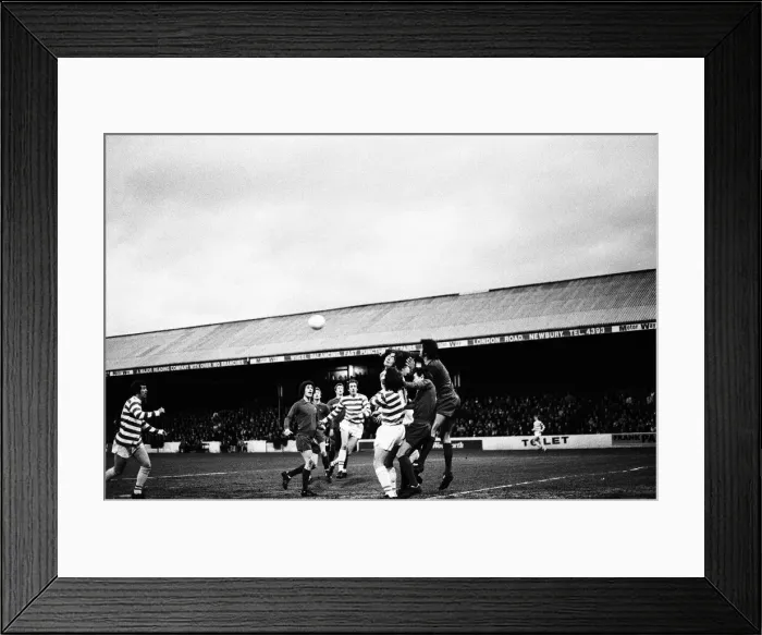 Framed Print : Reading 5-0 Tranmere Rovers, League Division Four match at Elm Park Framed Print : Reading 5-0 Tranmere Rovers, League Division Four match at Elm Park