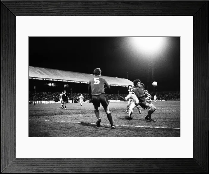 Framed Print : Reading 5-0 Tranmere Rovers, League Division Four match at Elm Park