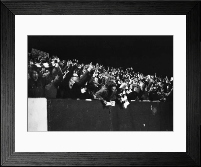 Framed Print : Reading 5-0 Tranmere Rovers, League Division Four match at Elm Park Framed Print : Reading 5-0 Tranmere Rovers, League Division Four match at Elm Park