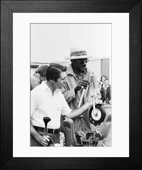 Framed Print : British Open 1975. Carnoustie Golf Links, Scotland, held 9th - 13th July 1975 Framed Print : British Open 1975. Carnoustie Golf Links, Scotland, held 9th - 13th July 1975