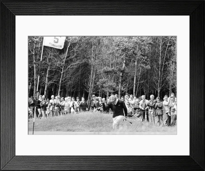 Framed Print : British Open 1975. Carnoustie Golf Links, Scotland, held 9th - 13th July 1975 Framed Print : British Open 1975. Carnoustie Golf Links, Scotland, held 9th - 13th July 1975